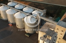 Silos à Grain Coulombs vue du ciel Silos à Grain Coulombs vue du ciel